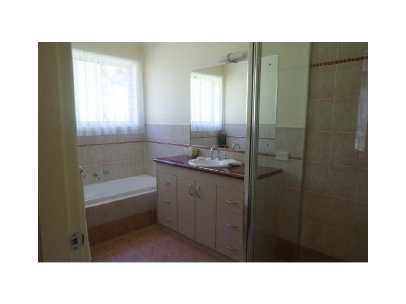 26b Kauzal Crescent, Surf Beach NSW 2536