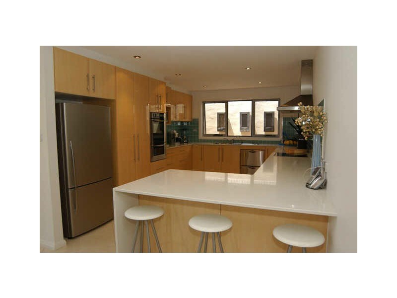 3 Batman Place, Sunshine Bay NSW 2536