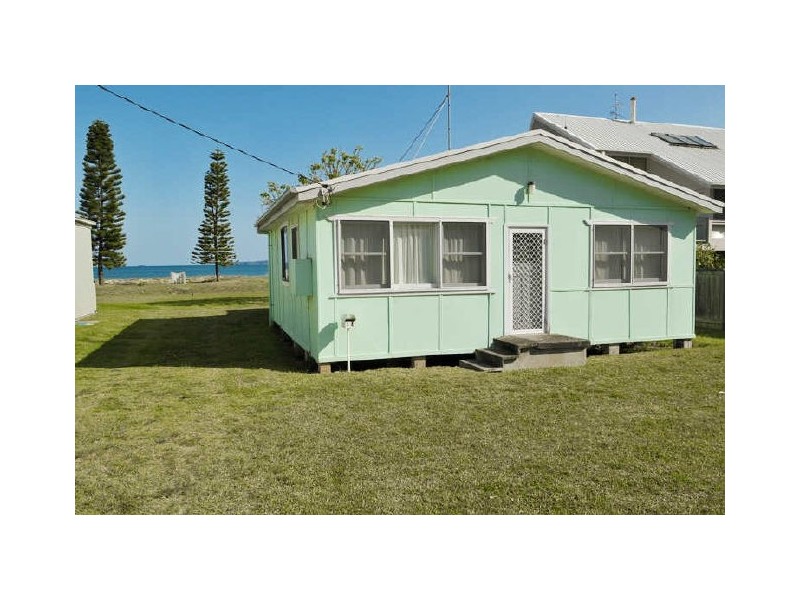 14 Sandy Pl, Long Beach NSW 2536