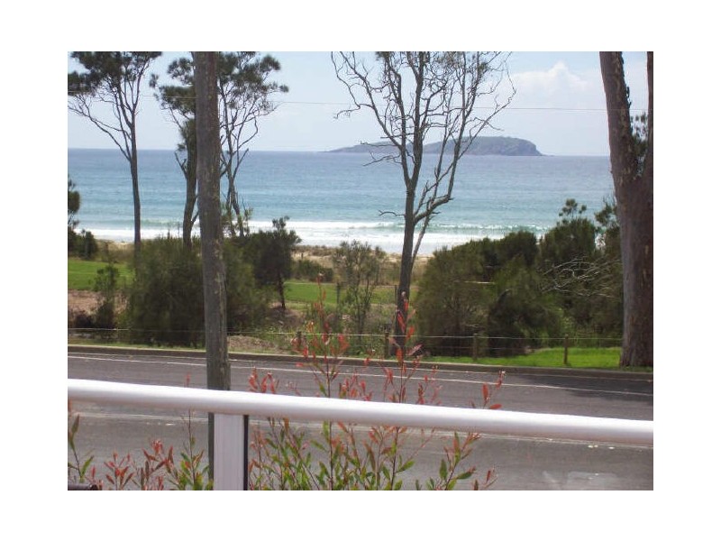 674 Beach Road, Surf Beach NSW 2536