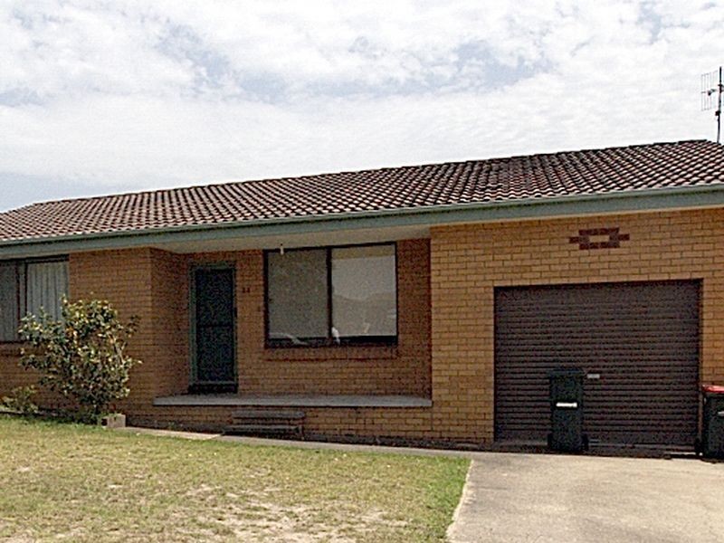 21 Hilltop Crescent, Surf Beach NSW 2536
