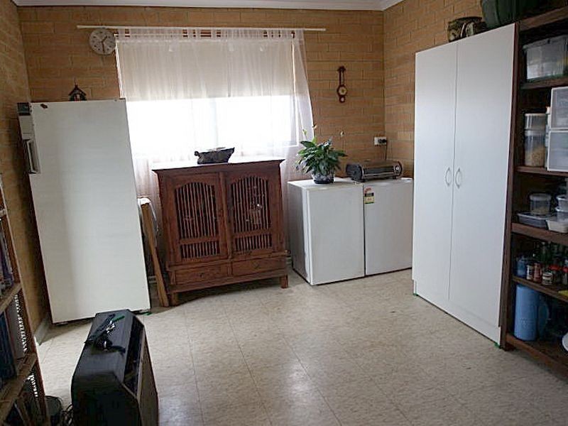 21 Hilltop Crescent, Surf Beach NSW 2536