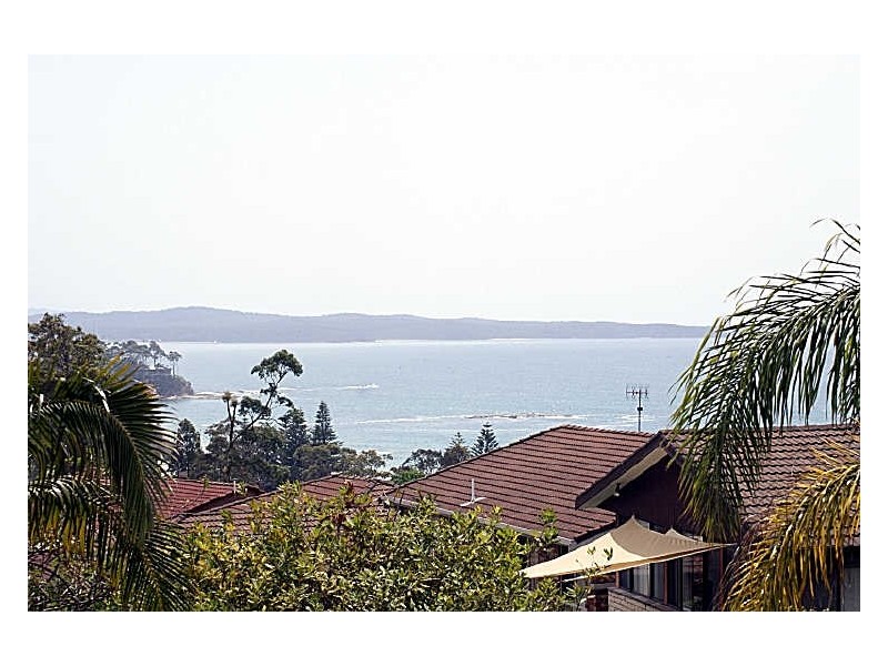 21 Hilltop Crescent, Surf Beach NSW 2536