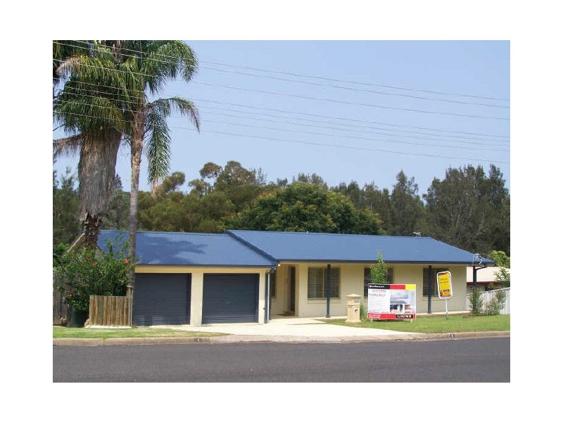 74 Country Club Drive, Catalina NSW 2536