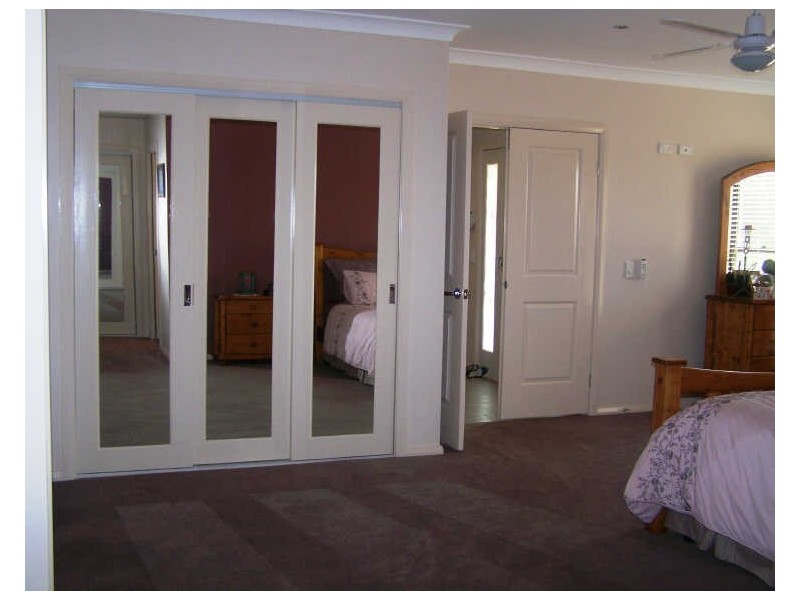 24 Clearwater Terrace, Mossy Point NSW 2537