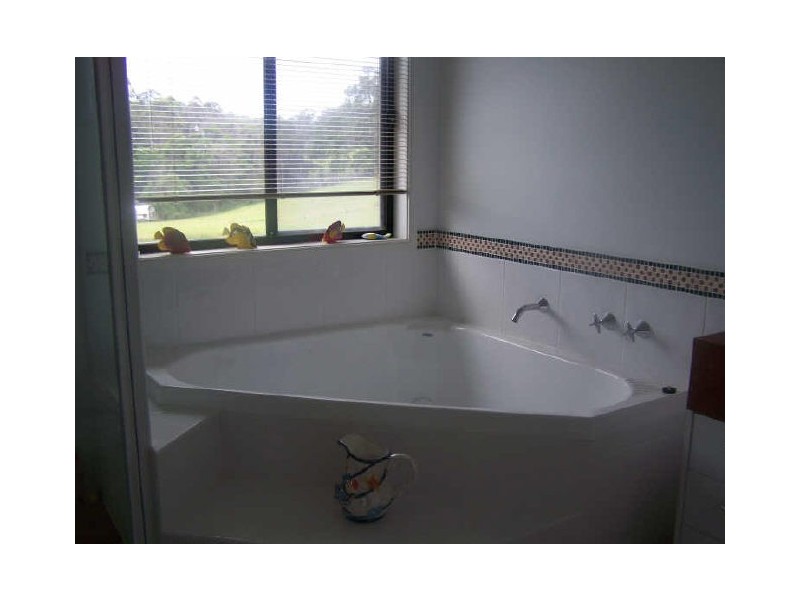 31 McBride Close, Malua Bay NSW 2536