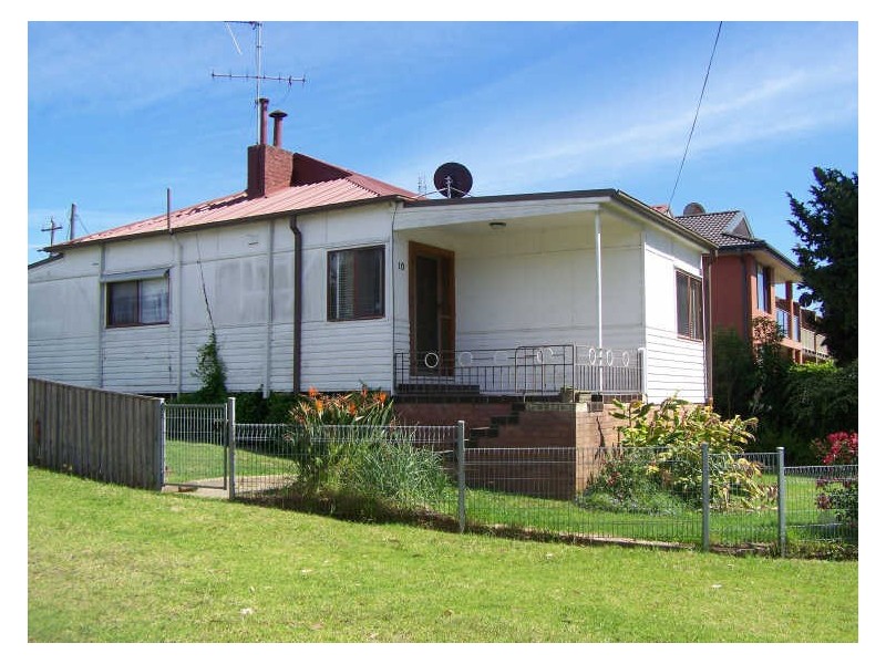 10 Pacific Street, Batemans Bay NSW 2536