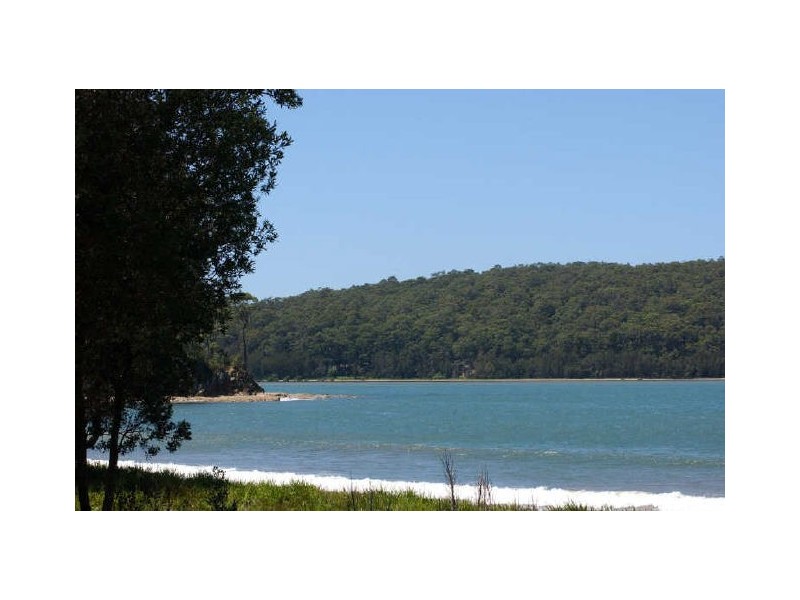 42 Myamba Parade, Surfside NSW 2536