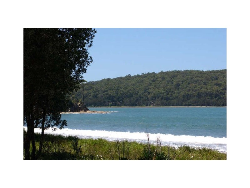 42 Myamba Parade, Surfside NSW 2536