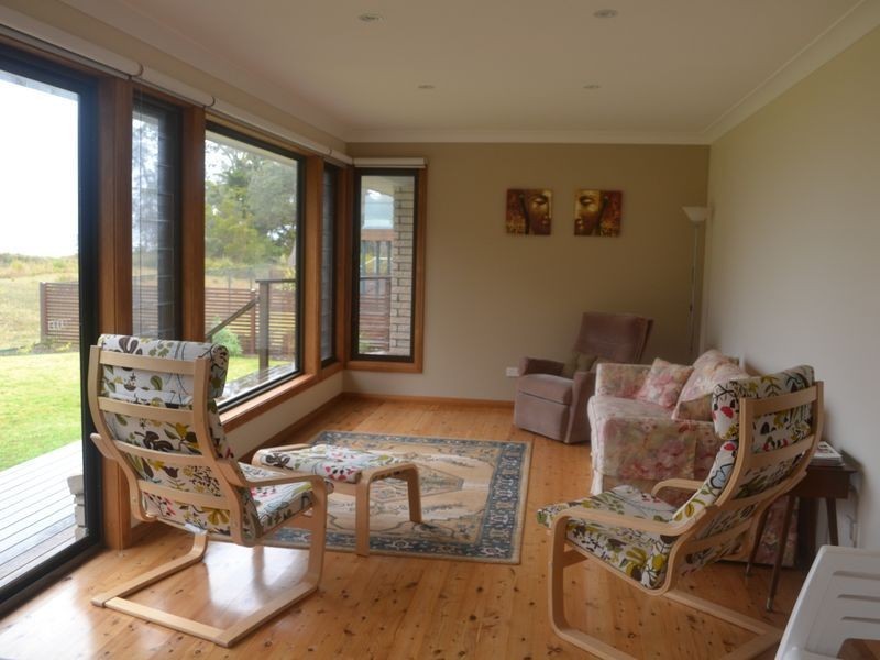 22 Pacific Rd, Surf Beach NSW 2536