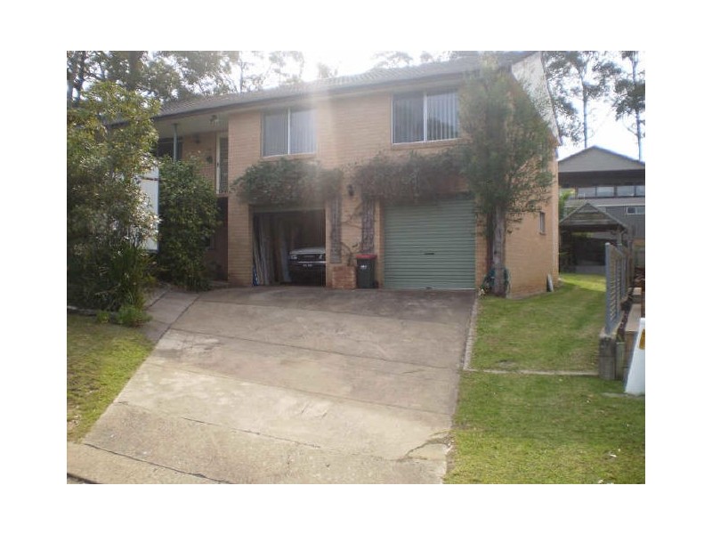 5 DENHAM AVE, Denhams Beach NSW 2536
