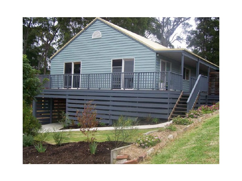 33 Euroka Avenue, Malua Bay NSW 2536