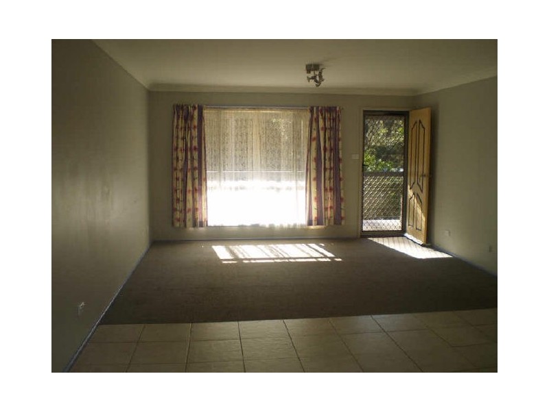 4 LONG BEACH RD, Long Beach NSW 2536