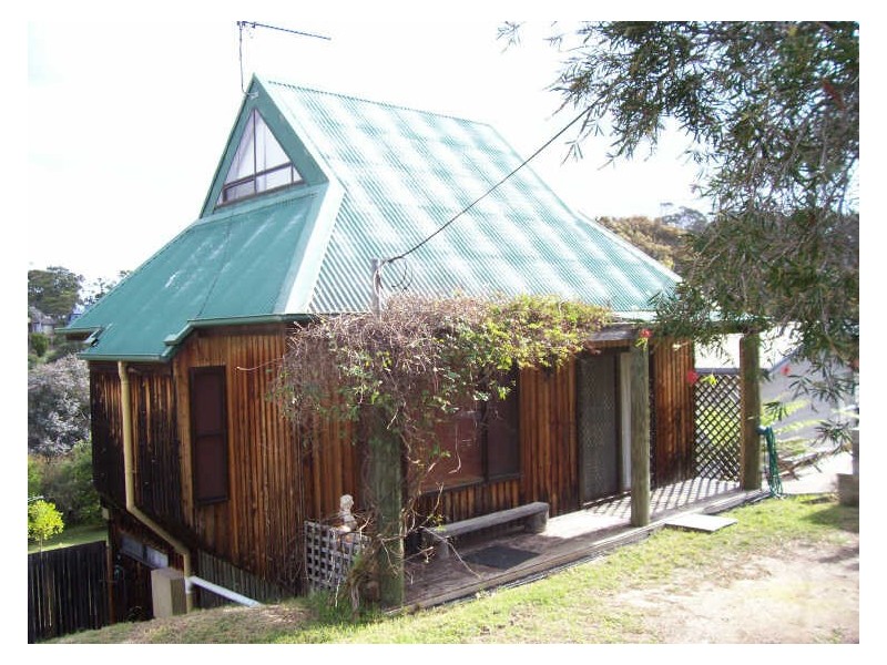 15 Mulgowrie St, Malua Bay NSW 2536