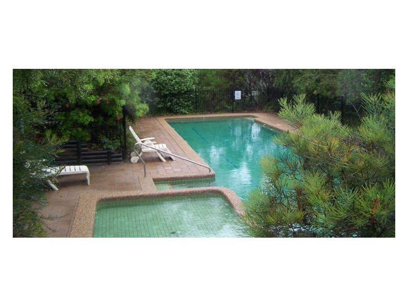 18 “The Bosn’s”/12-18 Newth Place, Surf Beach NSW 2536