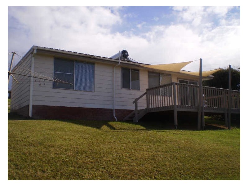 24 Moorong Cresent, Malua Bay NSW 2536