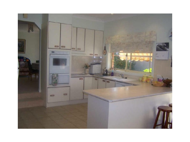 32 Lewana Close, Lilli Pilli NSW 2536