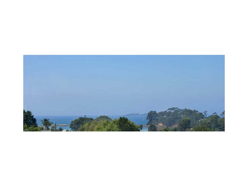 3 Pine Street, Batehaven NSW 2536