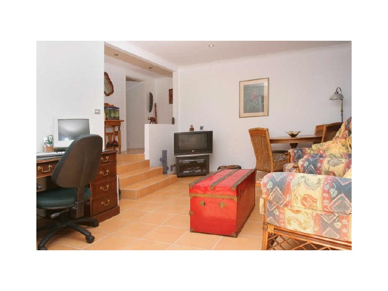 3 Pine Street, Batehaven NSW 2536