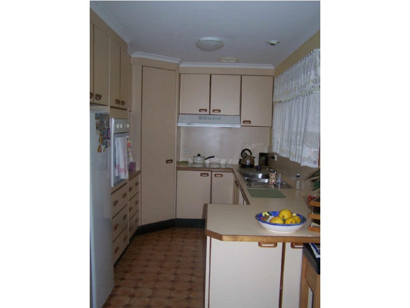 7 Haven Place, Batehaven NSW 2536