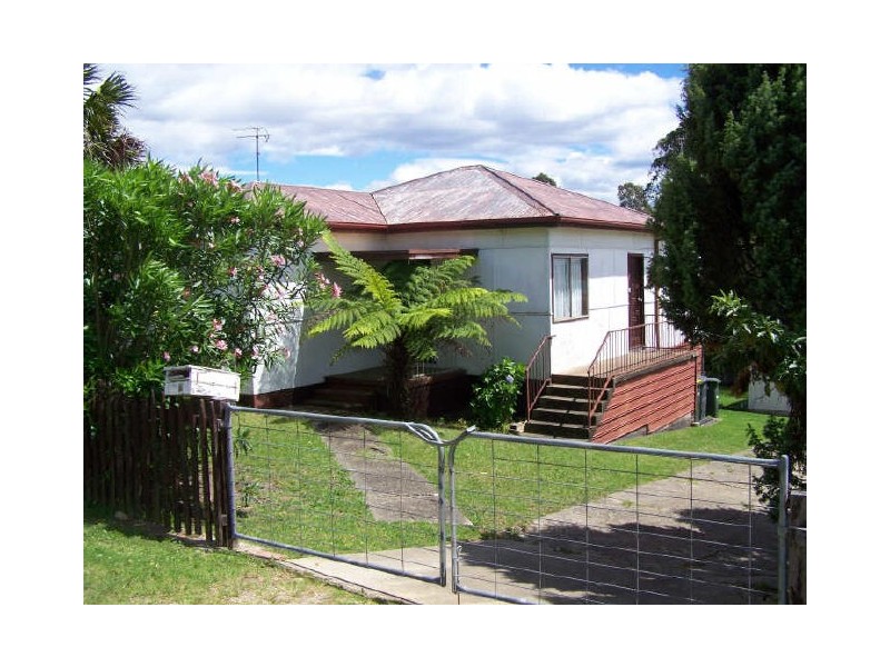 5 Leigh Street, Batemans Bay NSW 2536