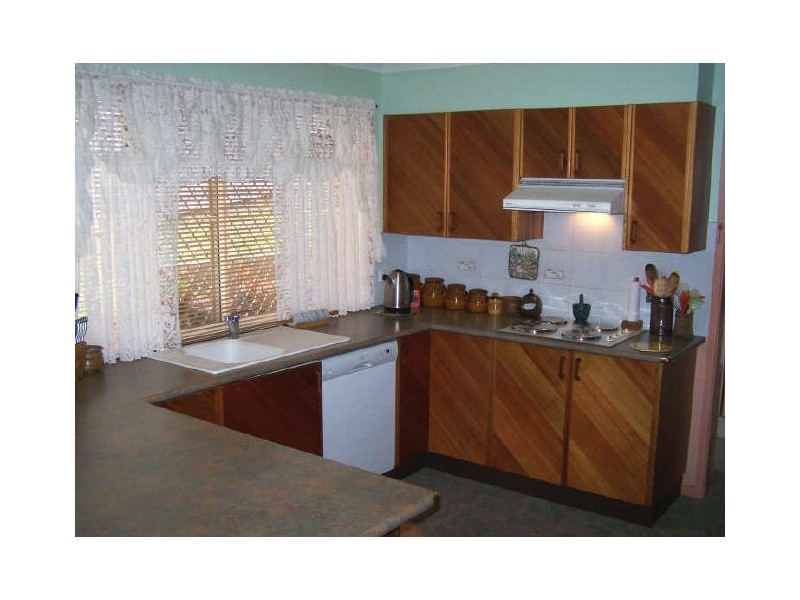 26 Melaleuca Crescent, Catalina NSW 2536