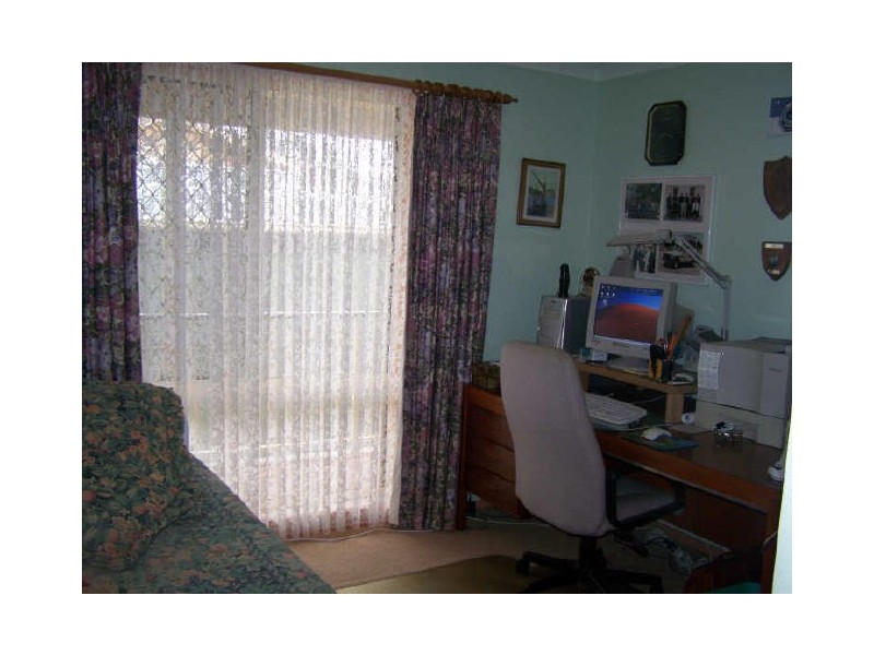 26 Melaleuca Crescent, Catalina NSW 2536