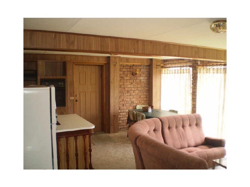 D/Stairs/31 Tallawang Avenue, Malua Bay NSW 2536