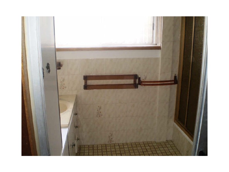 D/Stairs/31 Tallawang Avenue, Malua Bay NSW 2536