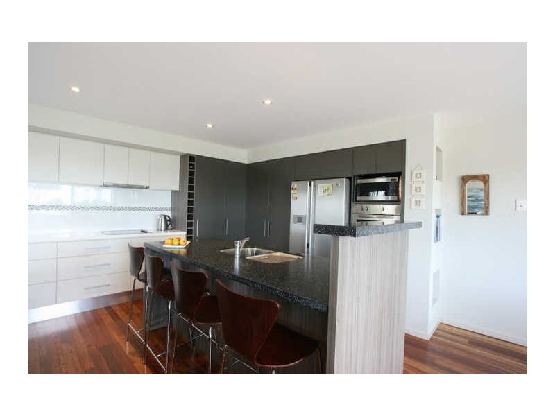 4B Marjorie Crescent, Batehaven NSW 2536
