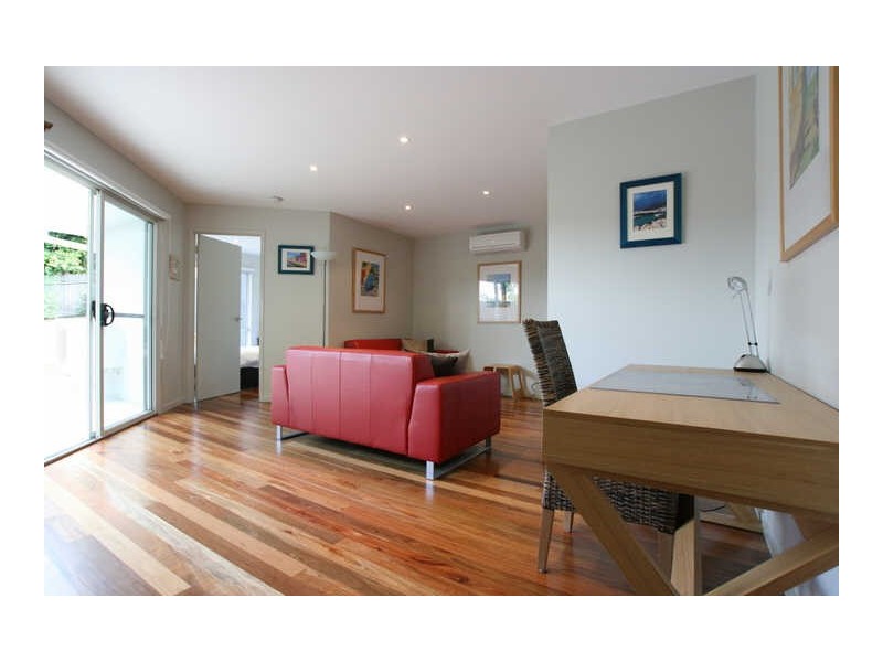 4B Marjorie Crescent, Batehaven NSW 2536