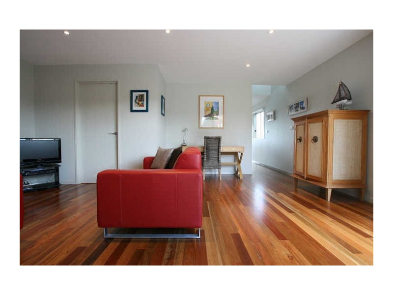 4B Marjorie Crescent, Batehaven NSW 2536