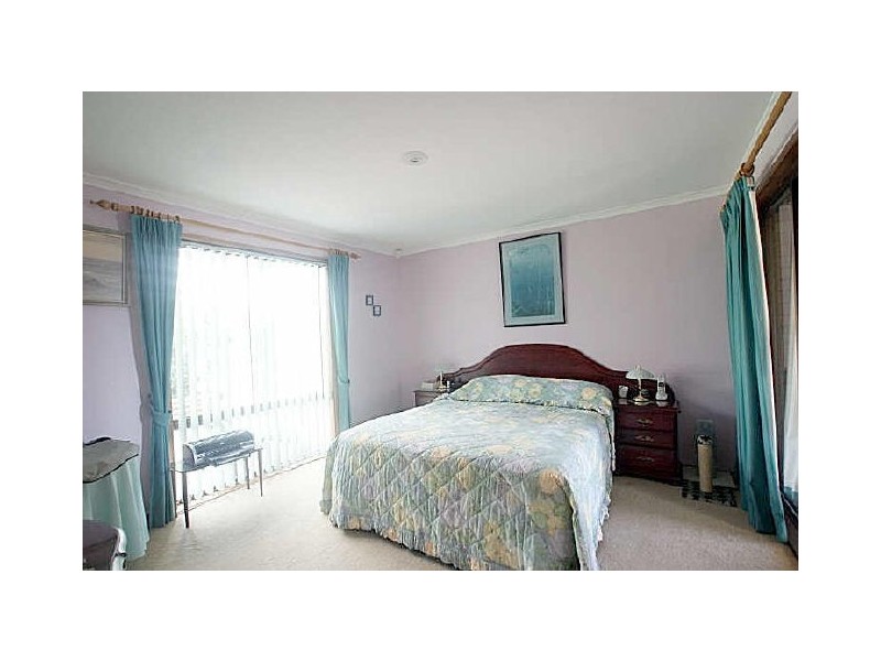 9 Parker Avenue, Surf Beach NSW 2536