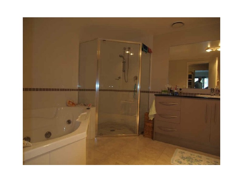 3 “Sirocco”/5 Crag Road, Batehaven NSW 2536