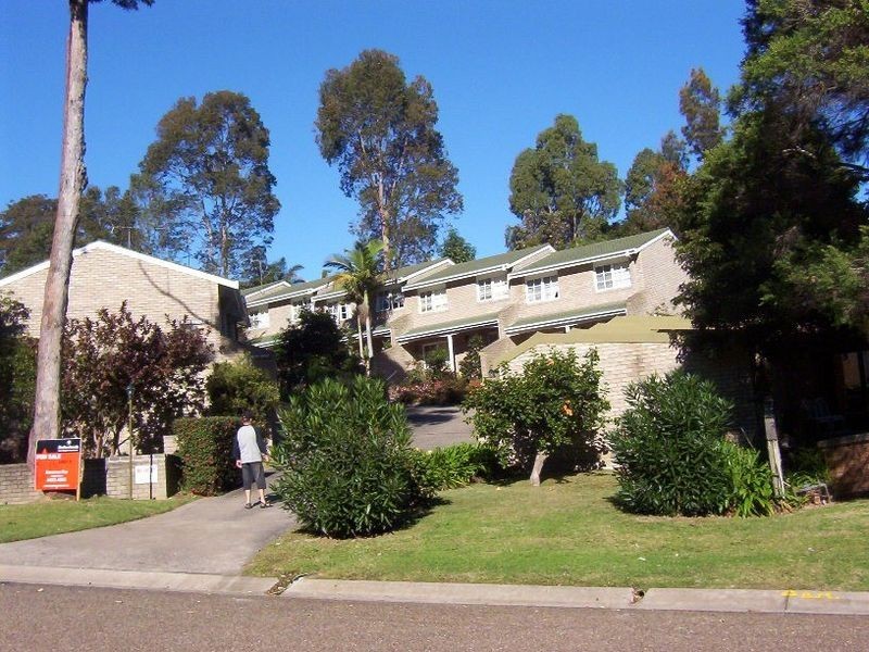 4/9 Beechwood Court, Sunshine Bay NSW 2536