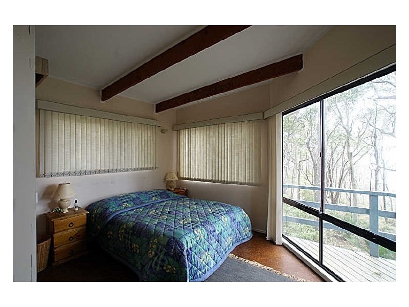 32 Beach Parade, Guerilla Bay NSW 2536