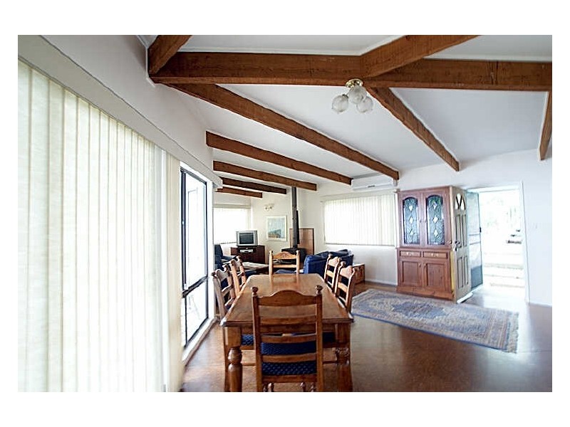 32 Beach Parade, Guerilla Bay NSW 2536