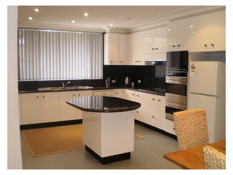 18 Myamba Parade, Surfside NSW 2536