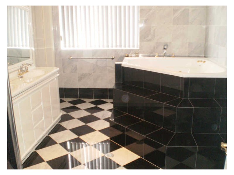 18 Myamba Parade, Surfside NSW 2536