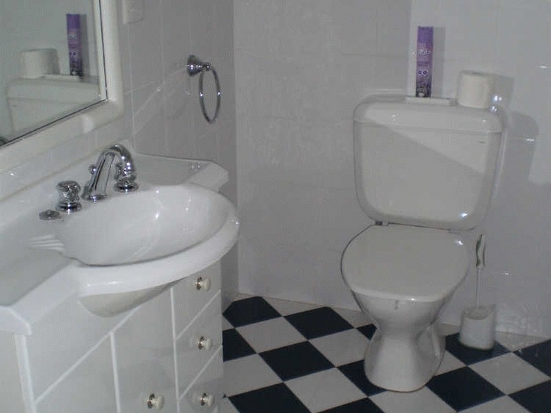 18 Myamba Parade, Surfside NSW 2536