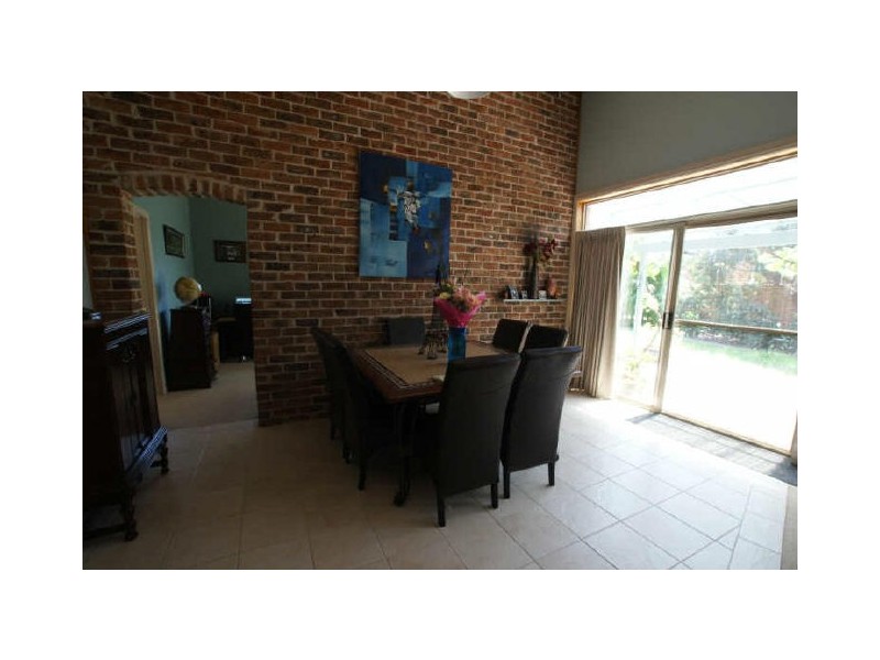 12 THOMAS MITCHELL CRES, Sunshine Bay NSW 2536