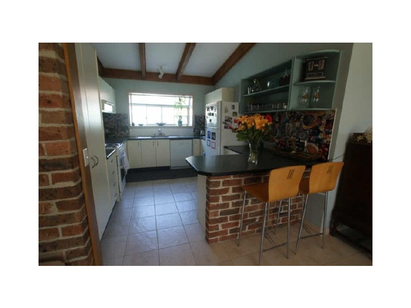 12 THOMAS MITCHELL CRES, Sunshine Bay NSW 2536