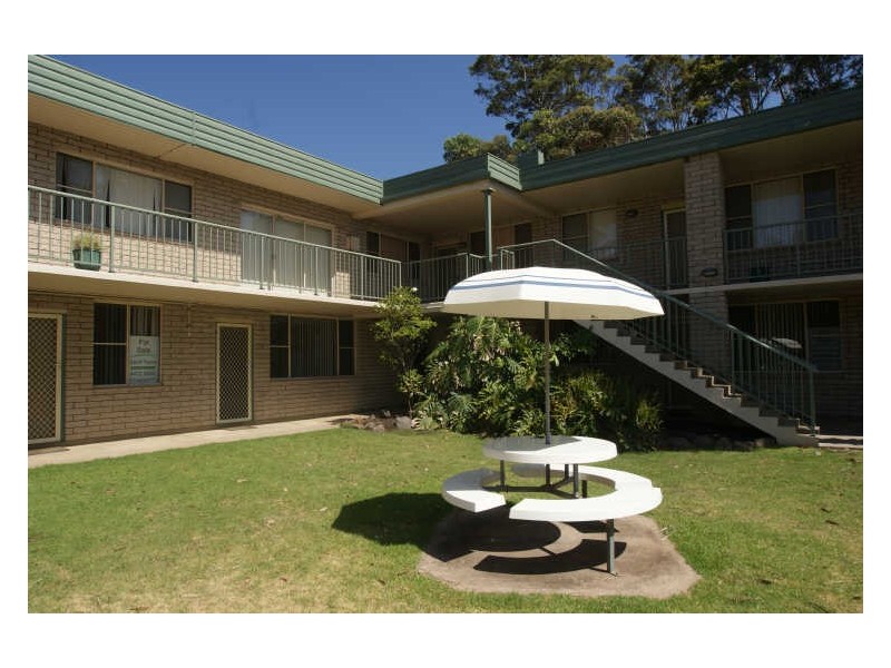 2/647 Beach RD, Surf Beach NSW 2536