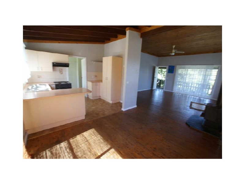 13 Irene Ave, Batehaven NSW 2536