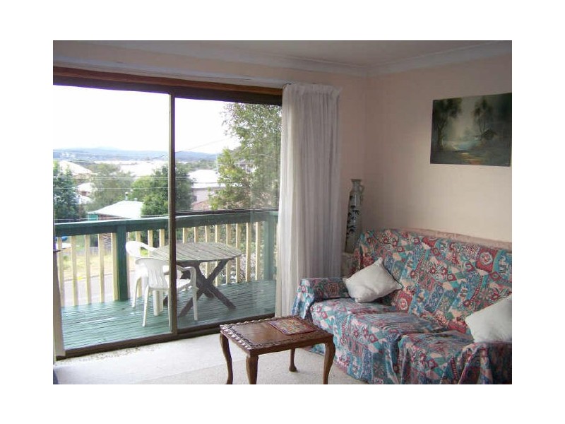 55 Country Club Drive, Catalina NSW 2536