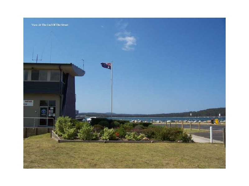 18 Dolphin Avenue, Batemans Bay NSW 2536