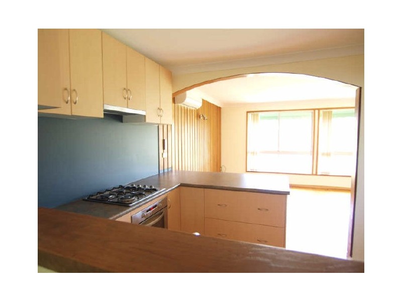 18 Dolphin Avenue, Batemans Bay NSW 2536