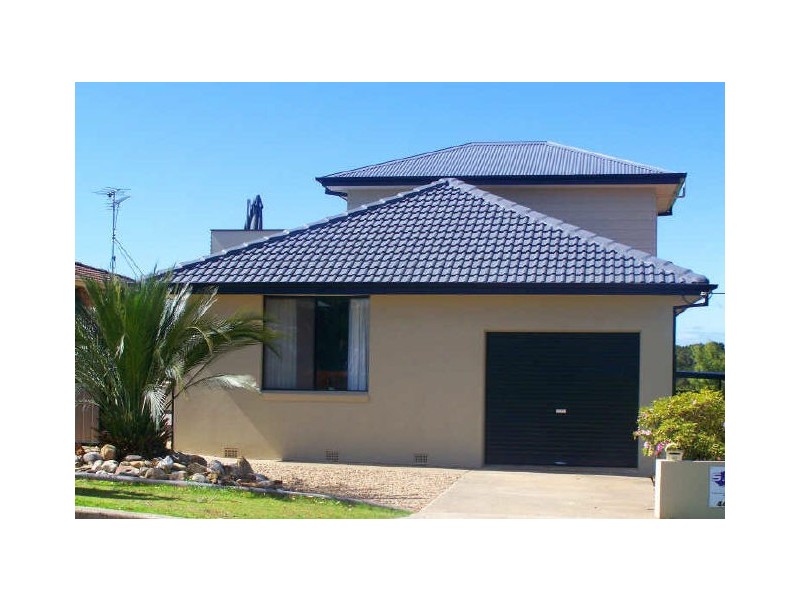 41 Bavarde Avenue, Batemans Bay NSW 2536