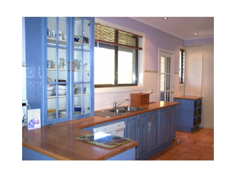 41 Bavarde Avenue, Batemans Bay NSW 2536