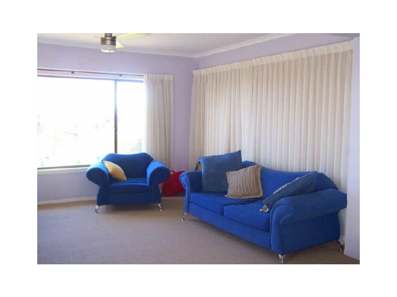 41 Bavarde Avenue, Batemans Bay NSW 2536